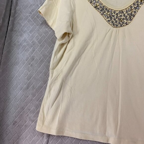 Avenue Womans 14/16 Top T Shirt Light Yellow Beaded Short Sleeve V Neck - Picture 3 of 12